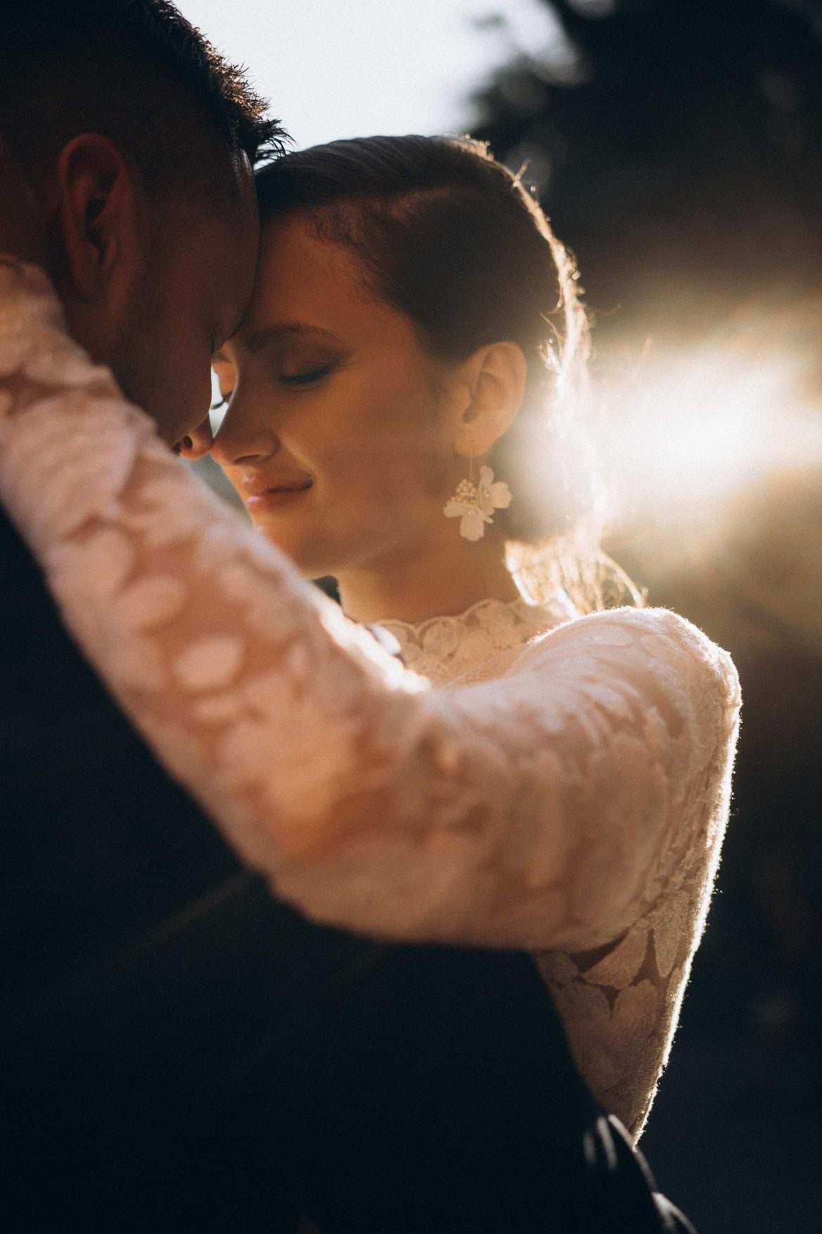 DAFNÉ FLORAL BRIDAL EARRINGS