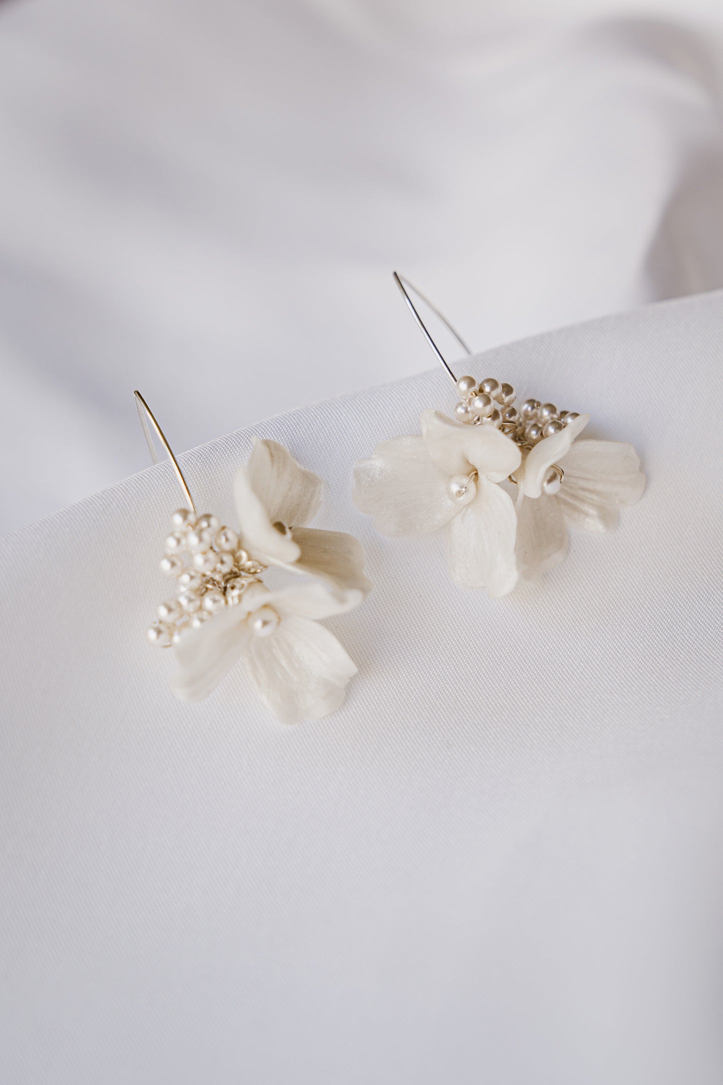 DAFNÉ FLORAL BRIDAL EARRINGS